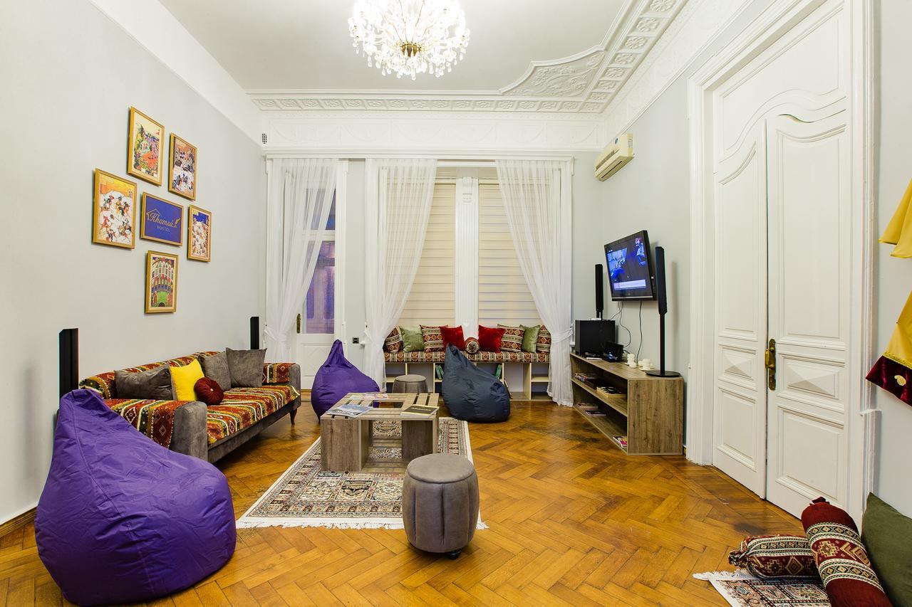Khamsa Hostel Baku Exteriör bild